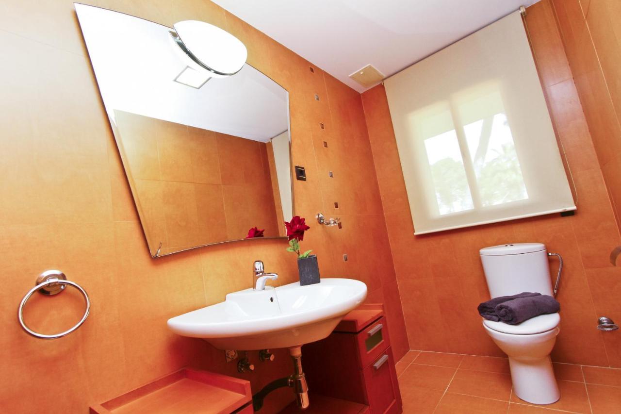 Villa Planet ซาลอว์ ภายนอก รูปภาพ