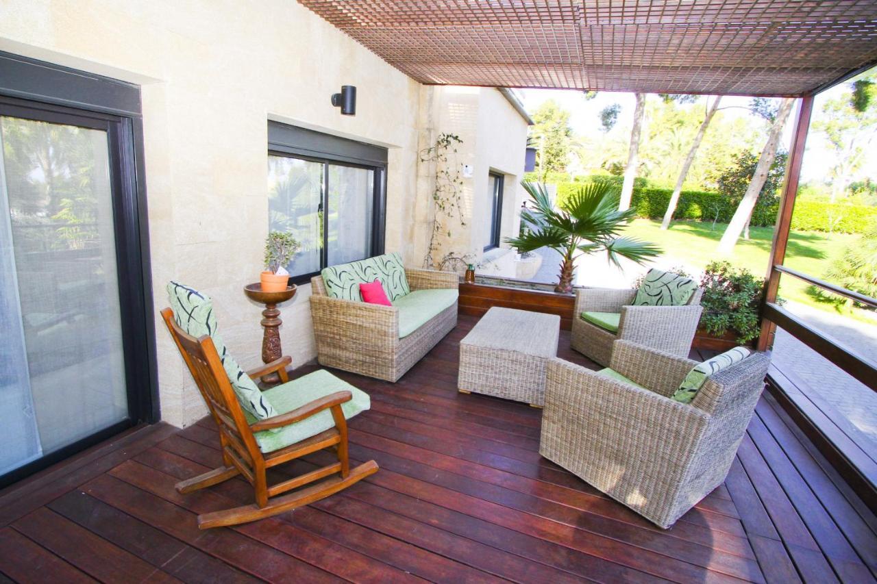 Villa Planet ซาลอว์ ภายนอก รูปภาพ